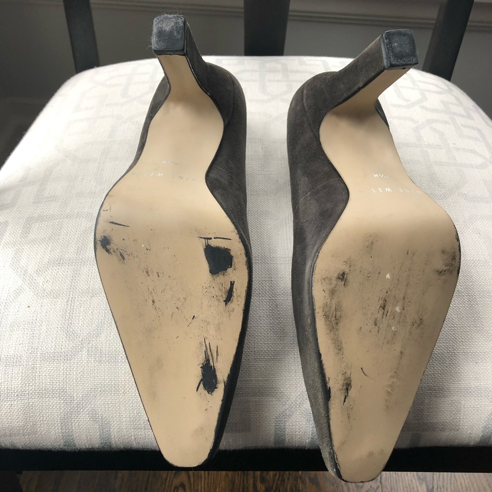 Nine West Grey Suede Pumps Size 7.5 - Picture 5 of 6